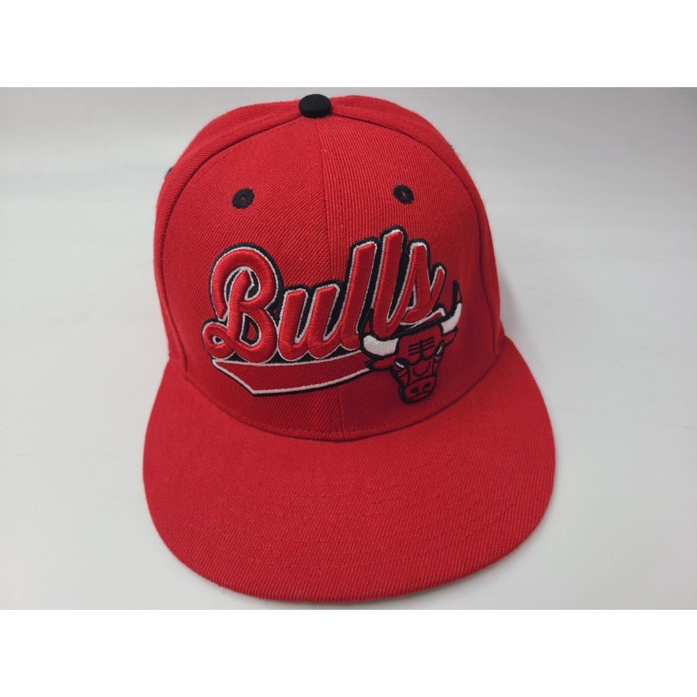 Chicago‎ Bulls Script Ultra Game Snapback Hat Cap Polyester NBA Basketball Red